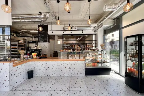 Two Magpies Bakery photo 3